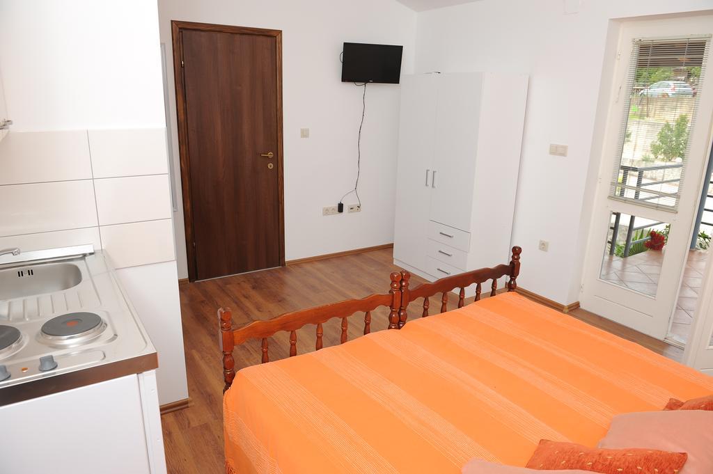 Apartments Neda Ploce  Exterior photo